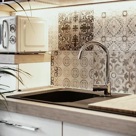 Easy Bed & Breakfast